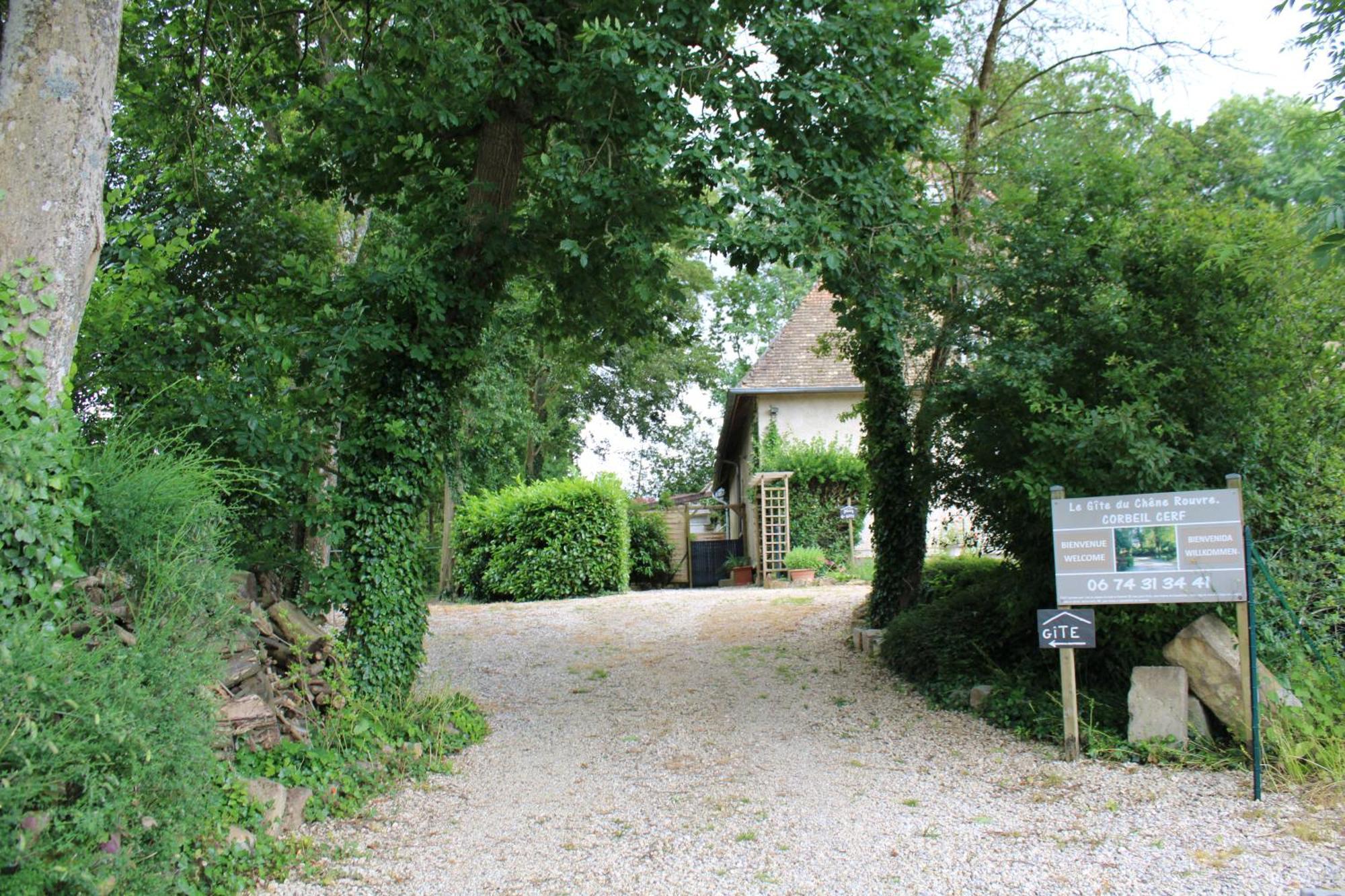 Le Gite Du Chene Rouvre Corbeil-Cerf Esterno foto